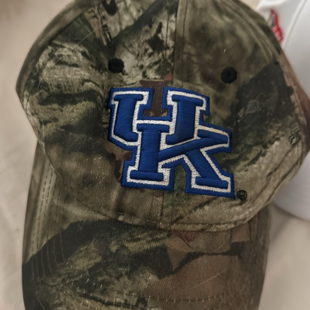 Hats - Picture 2 of 7